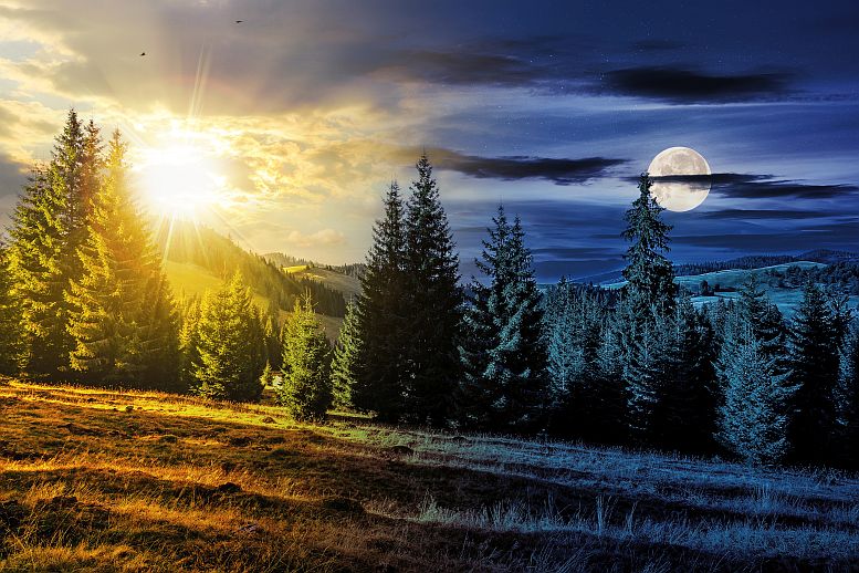 Berglandschap dag en nacht tijdens Mabon, de herfstequinox
